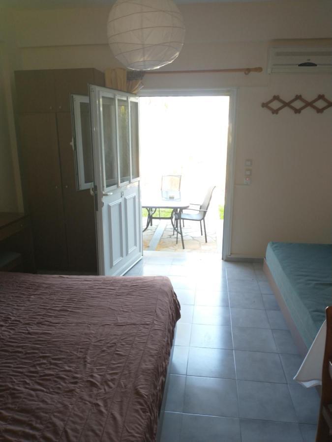 Capsule hotel Summer Garden αpartments & Argostoli (Kefalonia)